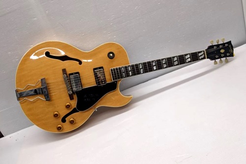 販売済】Orville by Gibson ES175｜沼津店｜すみやグッディ沼津店 ｜ ショップ情報 | すみやグッディ